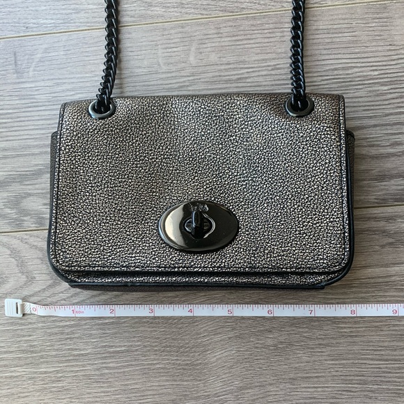 COACH metallic gold/bronze crossbody purse - Picture 4 of 8